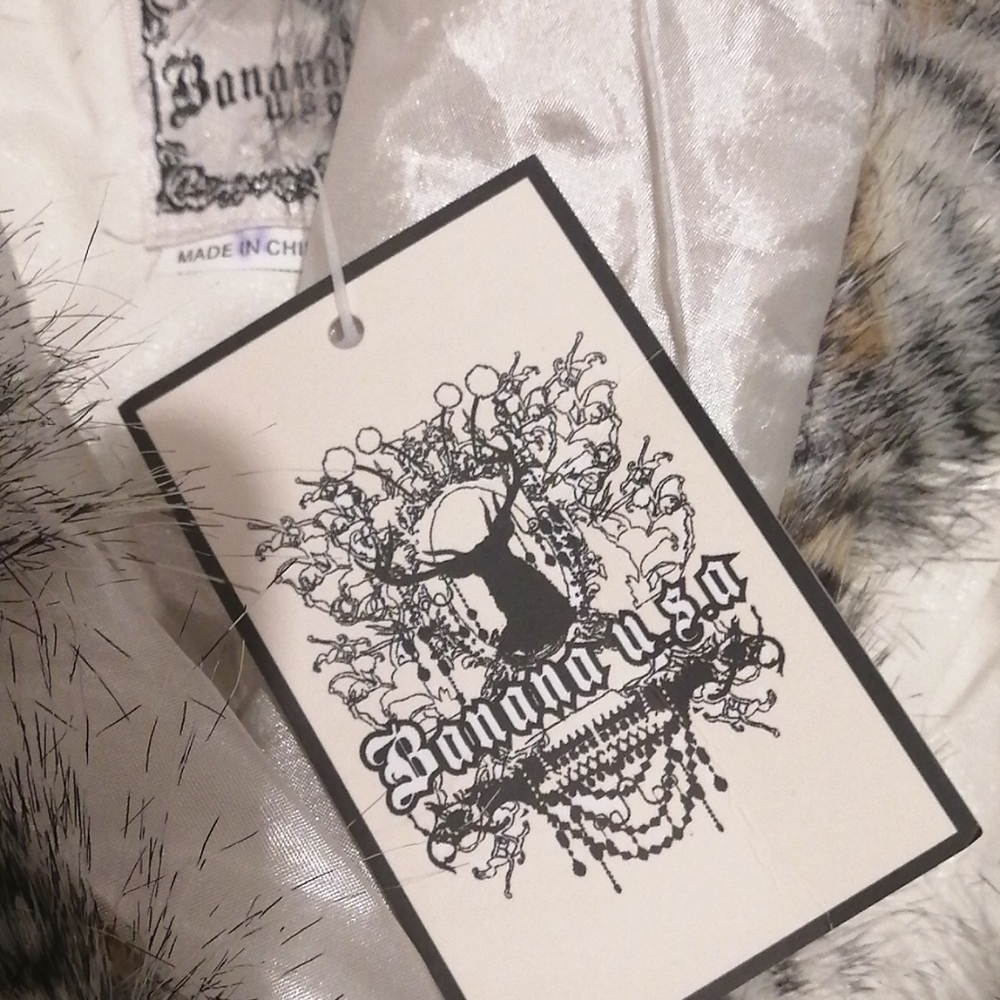 Coat brand new on TAGS - Picture 2 of 3